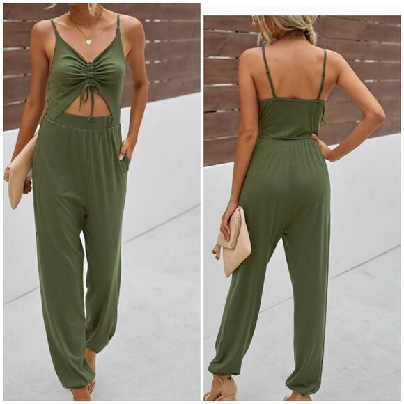 💕CAPELLA LIGHT OLIVE GREEN JUMPSUIT SIZE LARGE. COMFY AND LOOSE WIDE FIT: Flowy - Picture 1 of 7